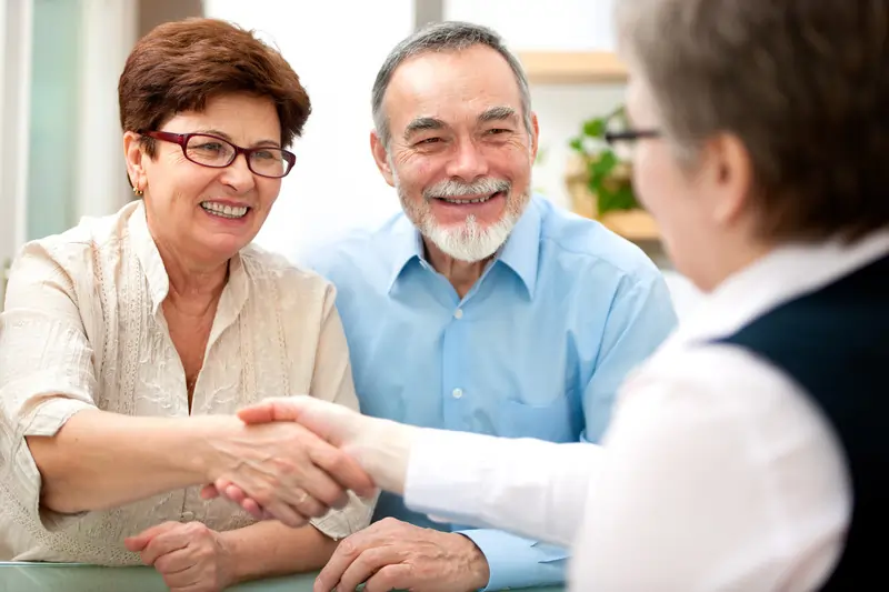 Managing Conflict Over Care Homes, In-Home Support, and Living Arrangements with EH Mediation Berkshire